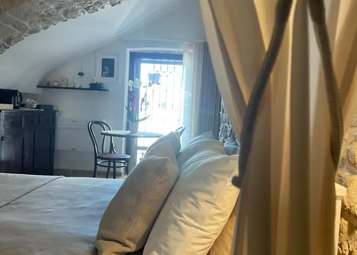 Arcomare 焦维纳佐